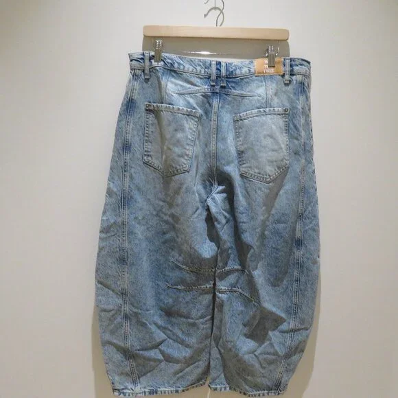 FREE PEOPLE WE THE FREE Good Luck Mid Rise Barrel Jeans Ultra Light Beam 31S - Picture 10 of 16